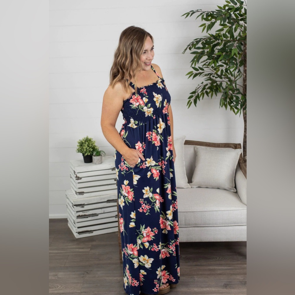 Michelle Mae Savannah Maxi Dress in Navy Floral